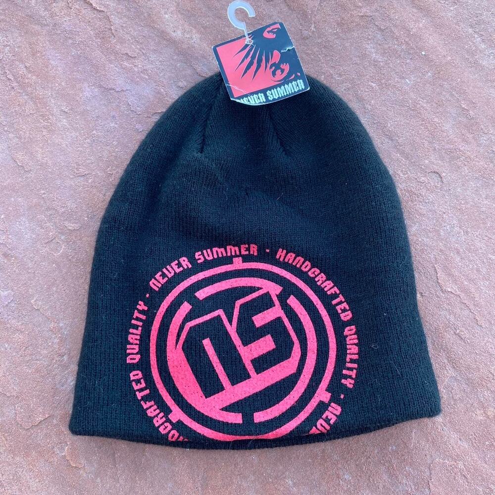 Never summer black beanie with